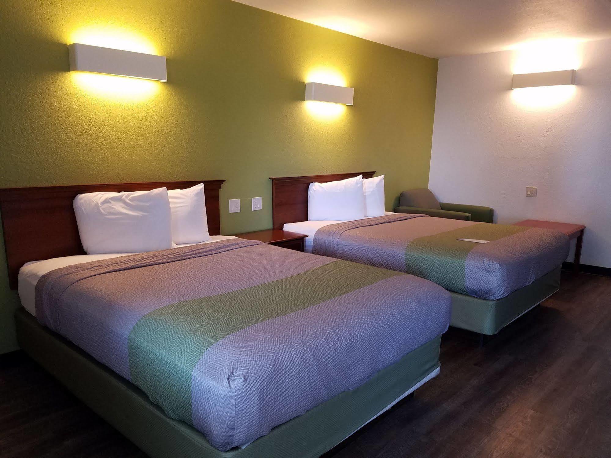 Motel 6 Oakdale, Ca Экстерьер фото